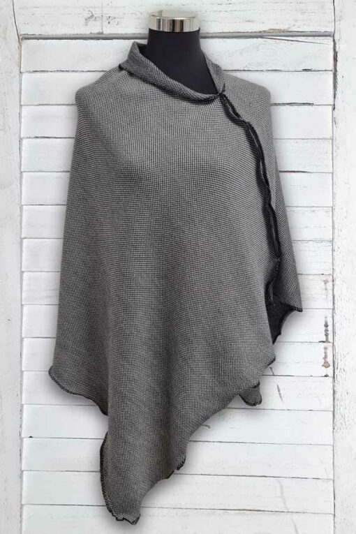 Poncho Merinowolle schwarz Lieblingsponcho